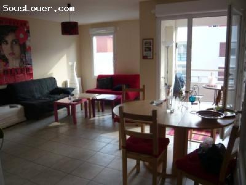 300e/m!! juillet aout/ 69009