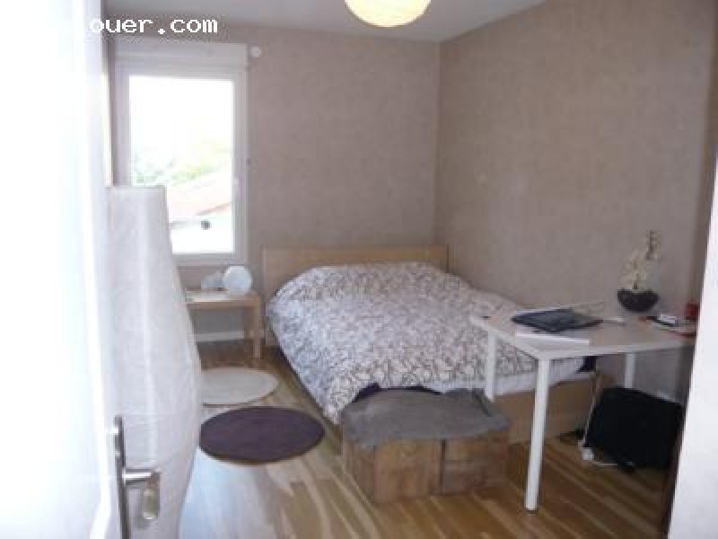300e/m!! juillet aout/ 69009