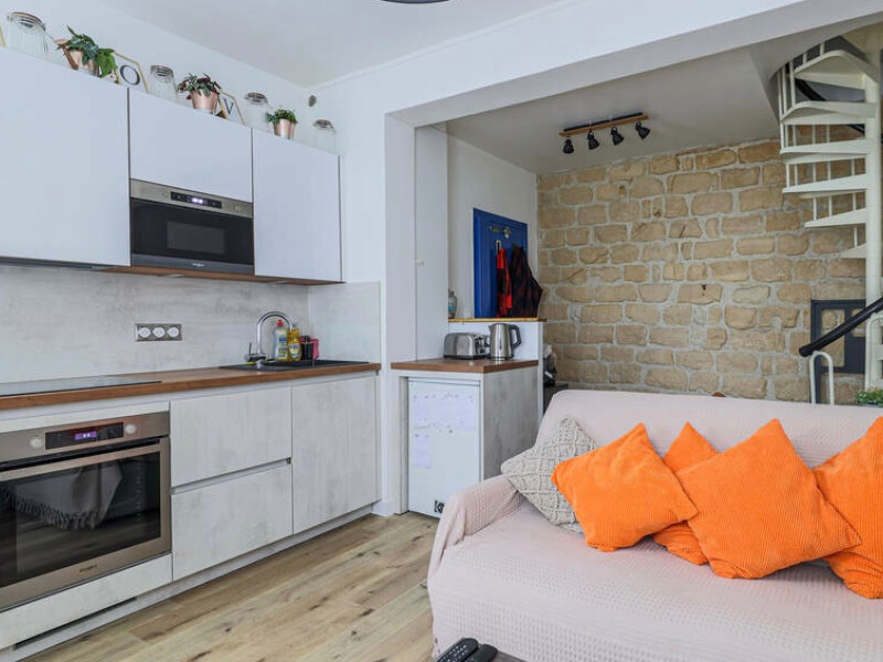 Appartement 3T 65m² meublé 1000€ à Paris 8ème