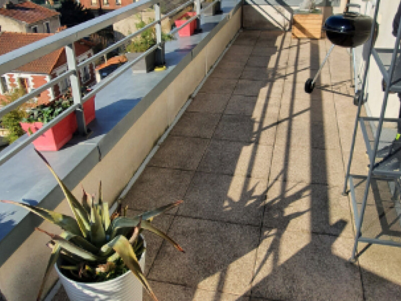 Beau studio Lumineux et moderne Rue Hoche - COLOMBES