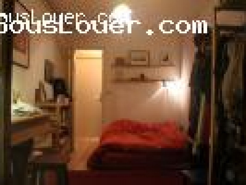 Chambre dans joli T4 Paris/mairie de montreuil