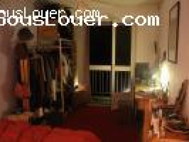 Chambre dans joli T4 Paris/mairie de montreuil