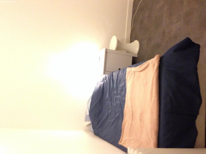 CHAMBRE MEUBLÉE
