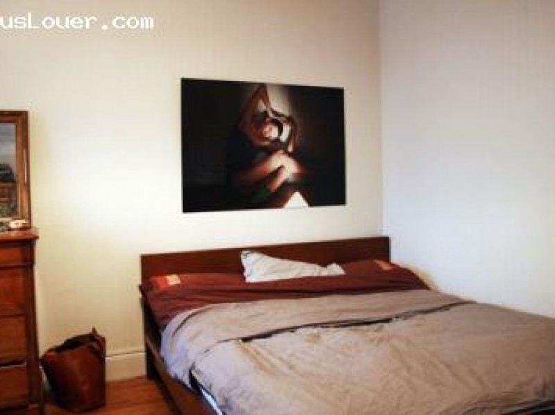 JOLIE APPARTEMENT MONT MARTRE