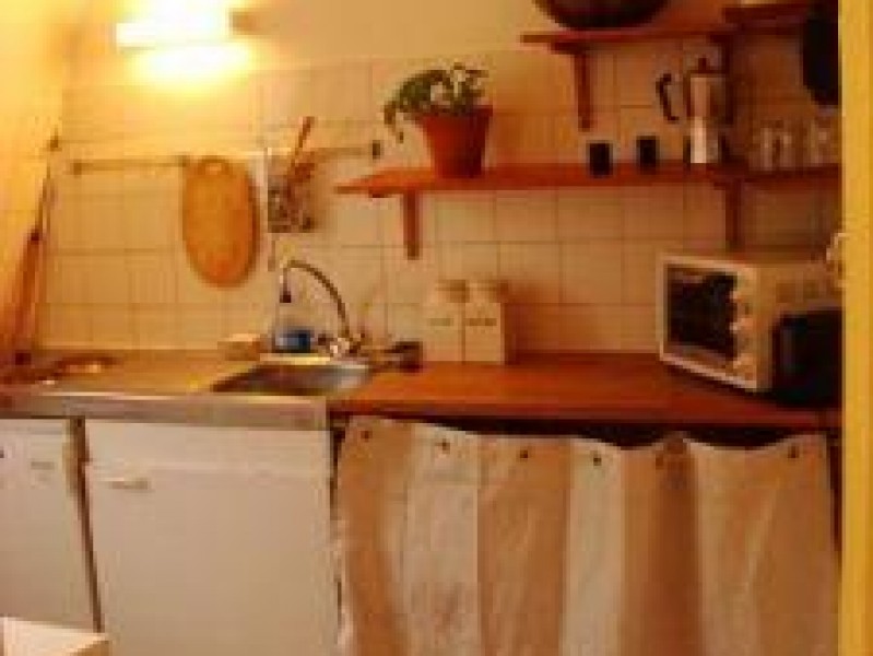 LOVELY AND COSY FLAT TO RENT OIN CENTRAL PARIS