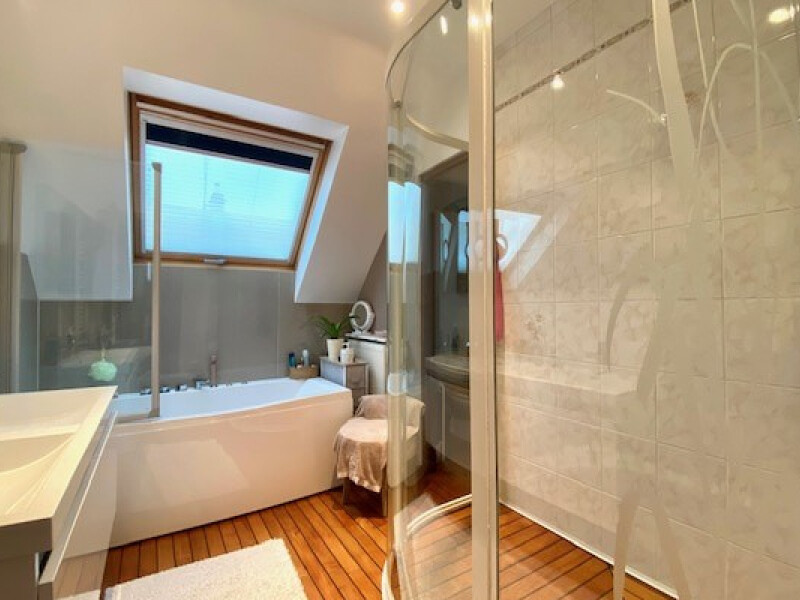 Maison 110m² 4 p. 3 ch. CHARMES 88130
