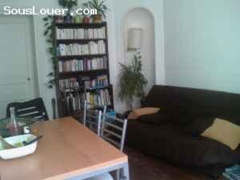 PARIS Bel apt Canal st martin 1250€