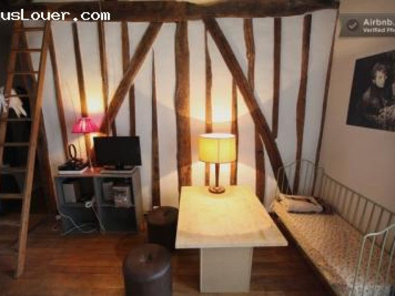 sous location appartement proche bastille DU 1ER JUIN AU 15 SEPTEMBRE 2012