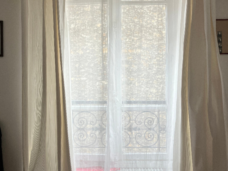 Sous-location de chambre dans un grand appartement en coloc - Fille uniquement