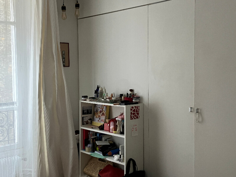 Sous-location de chambre dans un grand appartement en coloc - Fille uniquement