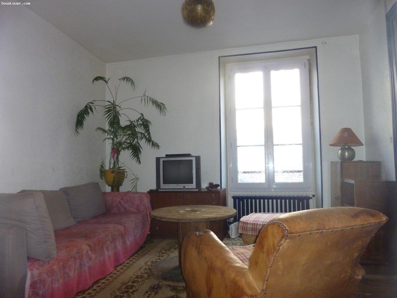 Sous location f2 45m2 meublé rez de chaussée avec jardin