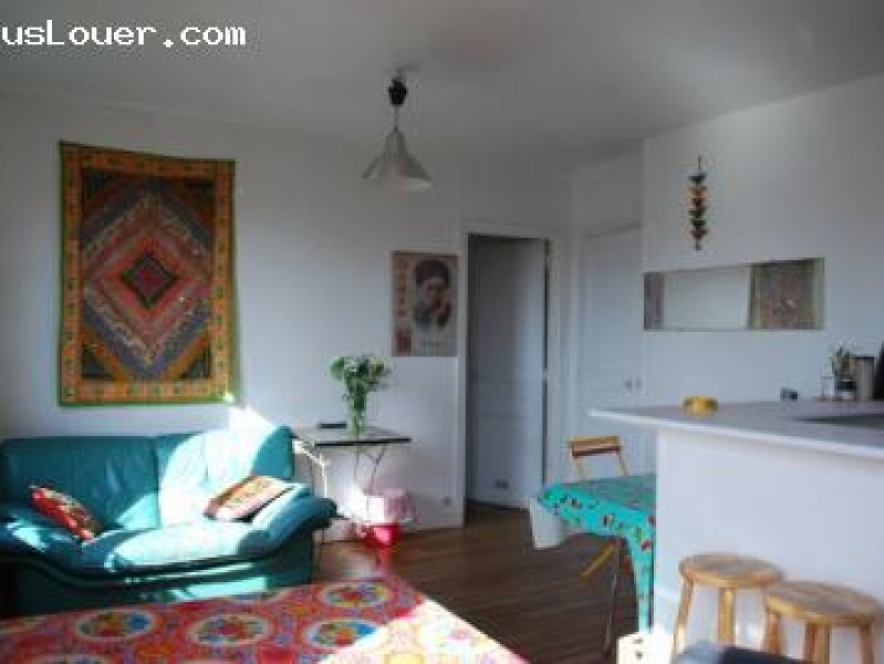 sous location F2 paris 20e, temps des vacances scolaires