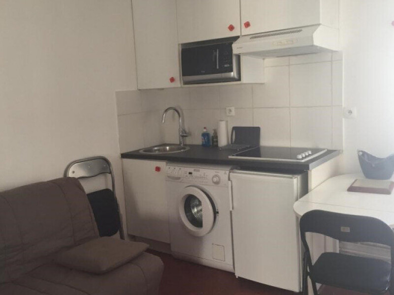 Sous location studio meublé 15 m² Paris 03