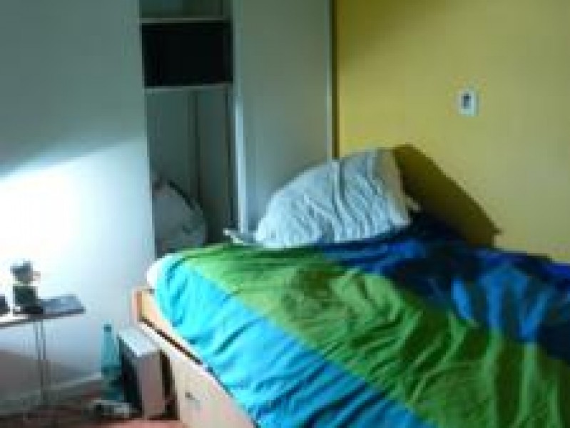 sous loue studio 20m² 18eme