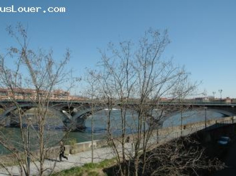 sous-loue T2 toulouse juil/sept 2010