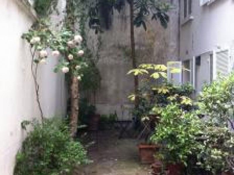 studette a louer paris 75007 de septembre