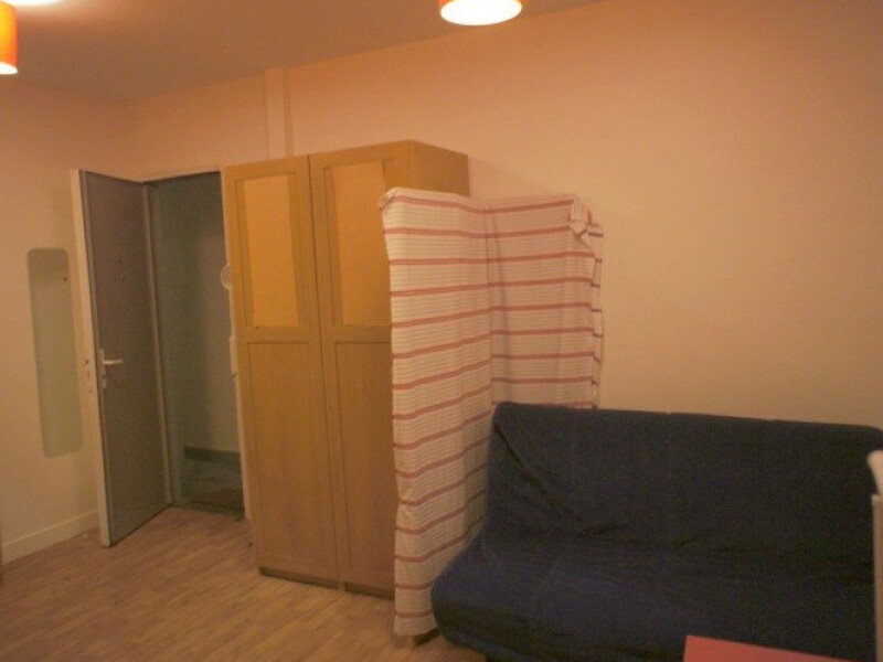 Studio meublé 17m2 + Parking Hôpitaux Facultés