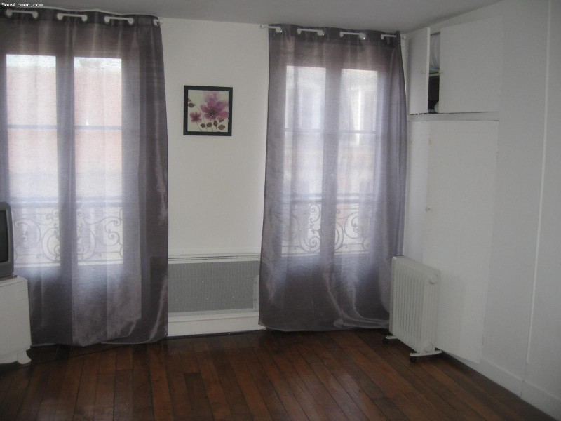 T1 MEUBLE (5 min RER) juin/juillet/aout 530€