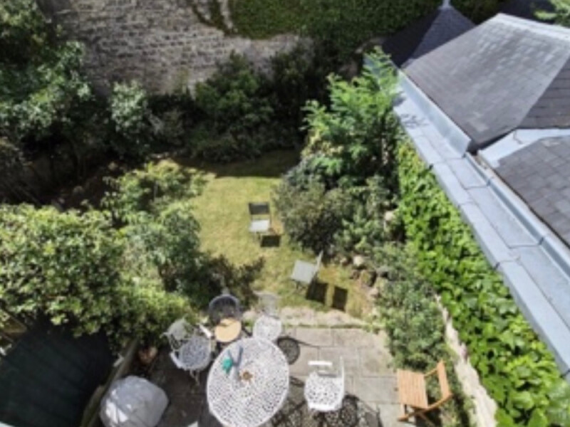 Venez passer l'été au cœur de Montmartre !