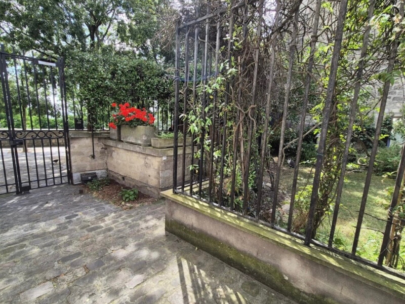 Venez passer l'été au cœur de Montmartre !